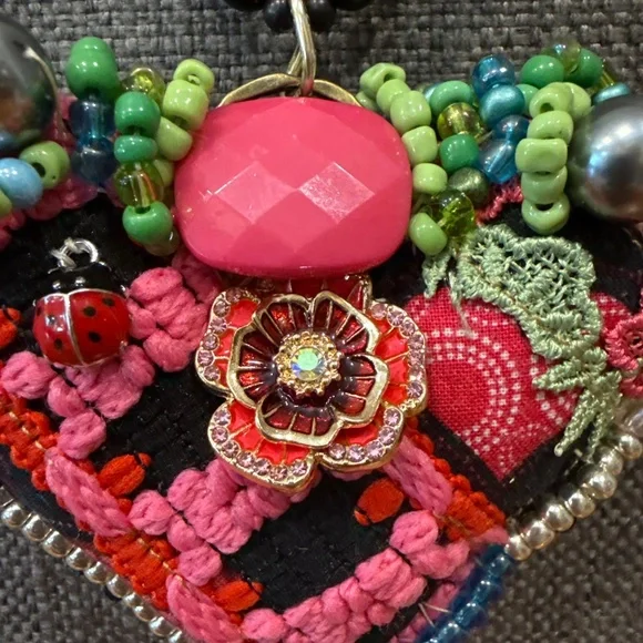 Handmade boho heart necklace - Picture 2 of 7